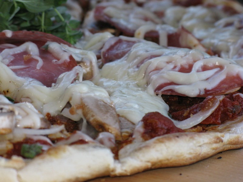 Pear, Prosciutto and Gorgonzola Pizza - Recipe Runner