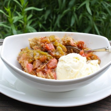 Rhubarb Crisp