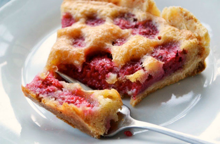 Julie Parent Mag raspberry pie val