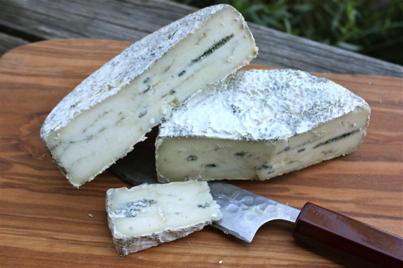 Homemade Buttermilk Bleu Cheese