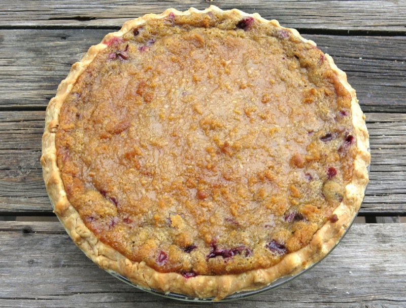 Concord Grape Pie with Crumble Topping