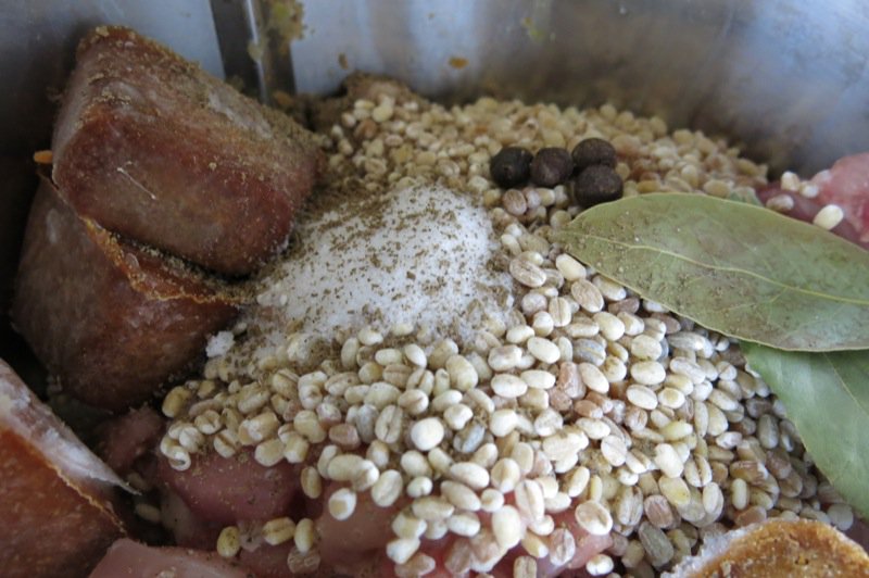 15 Allspice, Bay Leaves and Seasoning added to Thermomix Soup