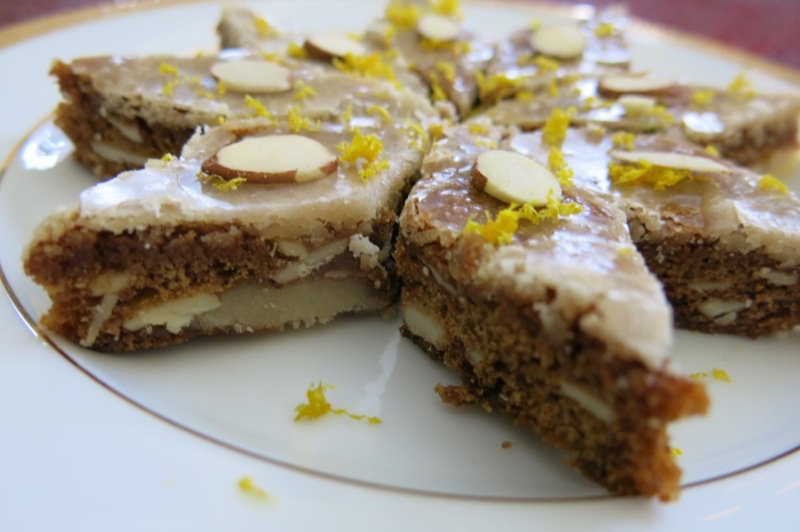 German Lebkuchen Bars