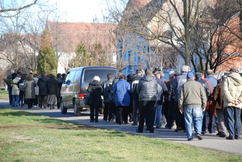 15 Pavas Funeral Procession