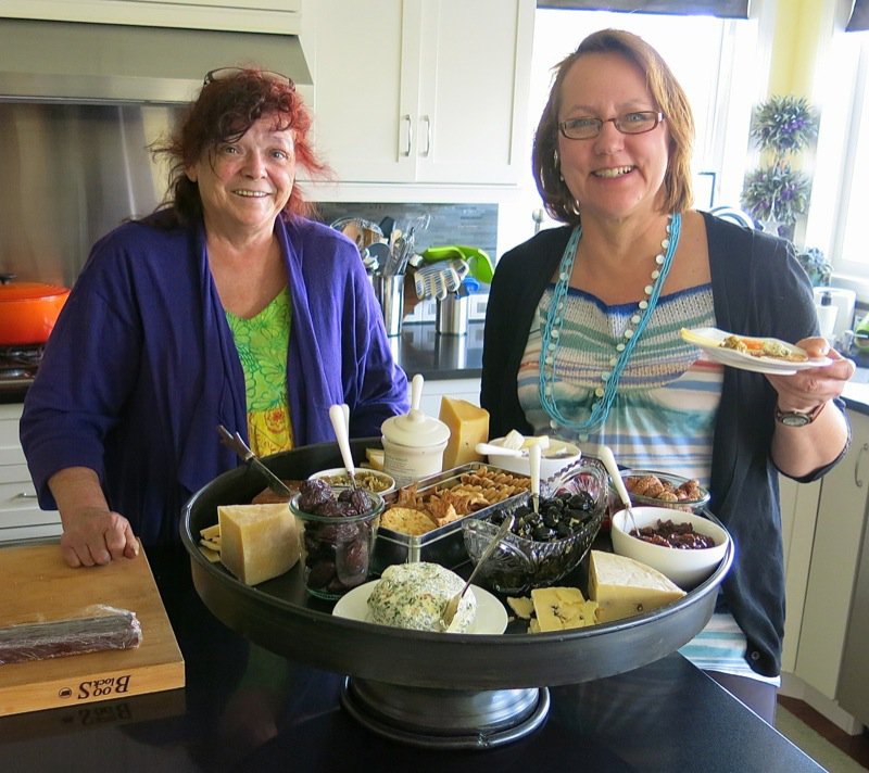 4 Conviviality for Christmas Fruit Cake Tasting