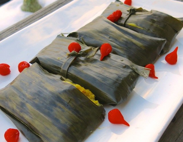 Corn Tamales: Corn Husks and Banana Leaves