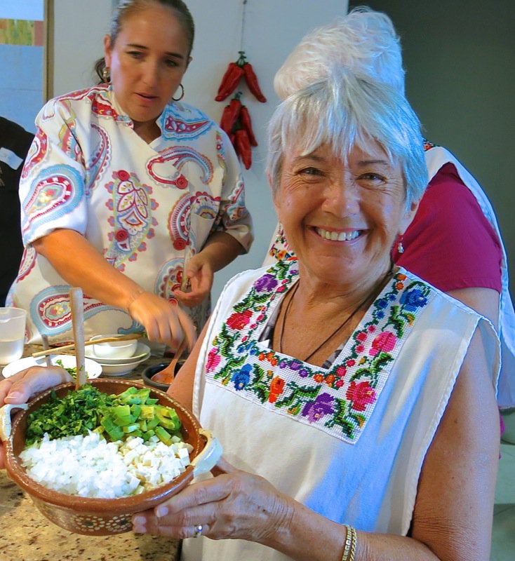 44 Dorothy with Guacamole Salsa