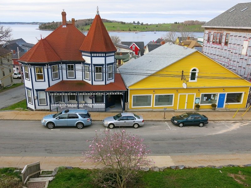 The Boscawen Inn: Our Lunenburg Home