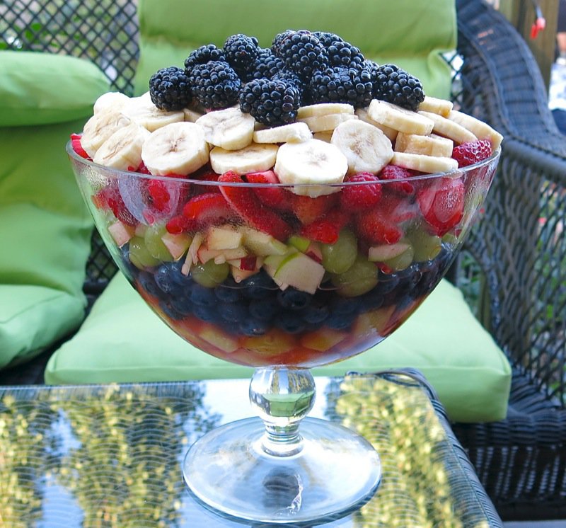 111a Layered Fruit Salad