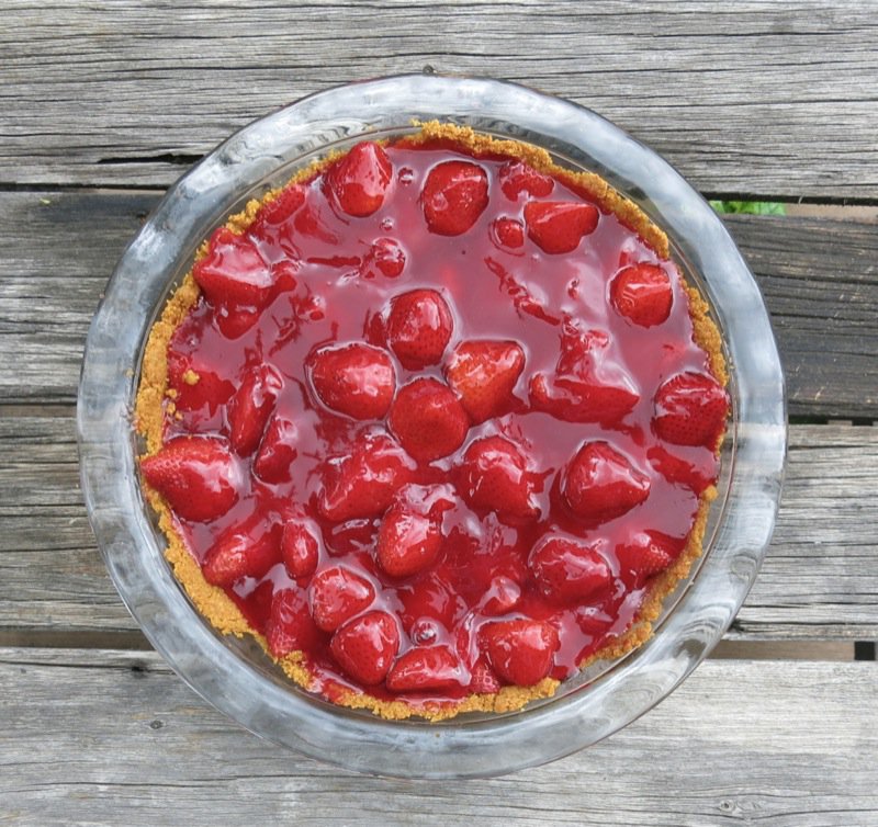 Dueling Daughters: Grandma Maude's Fresh Strawberry Pie