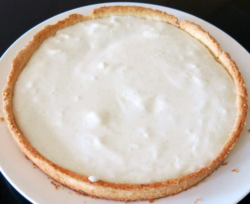 24 Crème pâtissière in Tart Shell