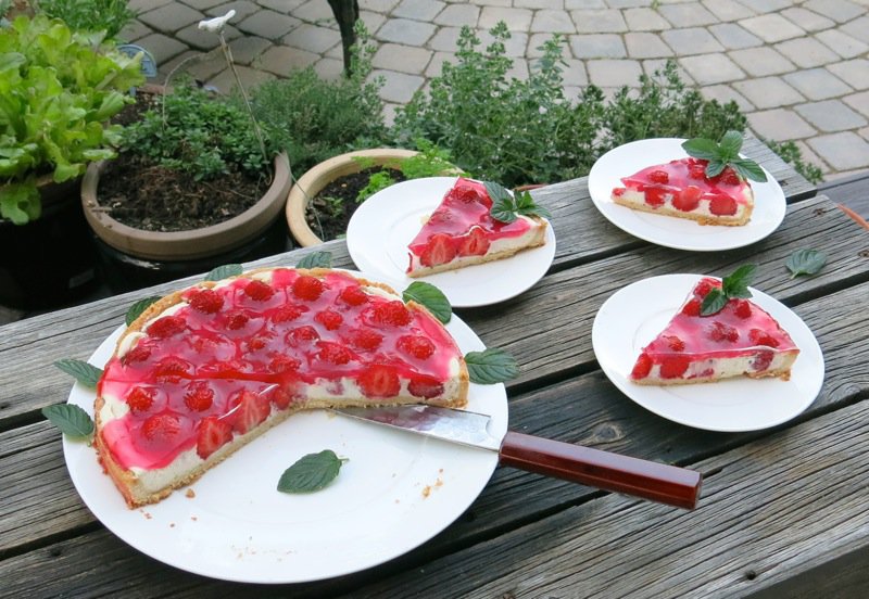 30 French Strawberry Tart