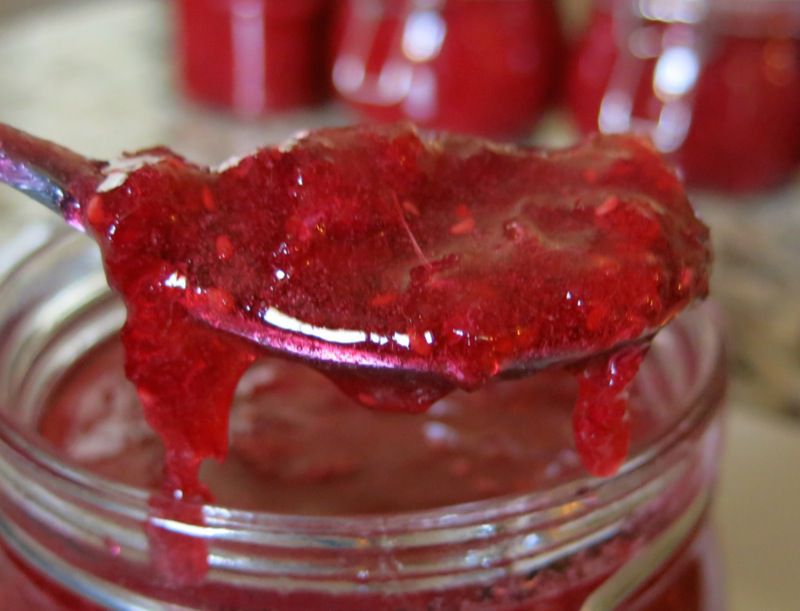 5 Raspberry Freezer Jam