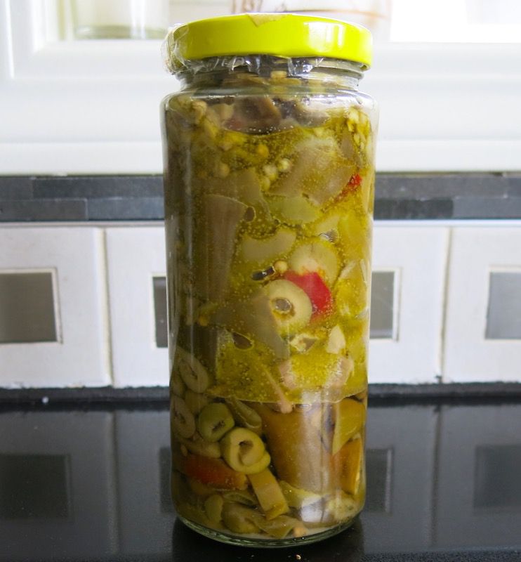 2 Donadeo Giardiniera Sott’Oilio Comparison.