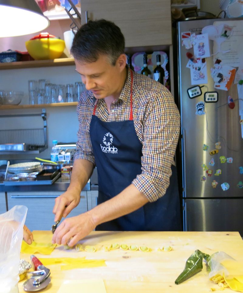 47c Agnolotti del Plin Cutting