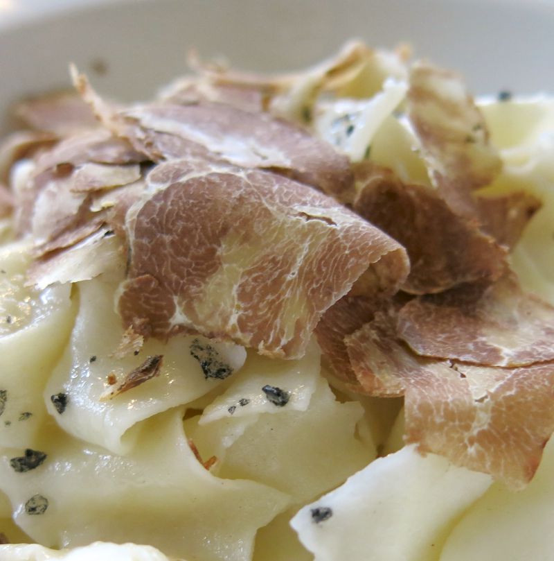 52 White Truffle Pasta