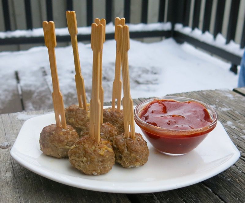 10 Asian Garlic Meatballs