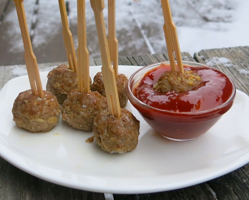 11 Asian Garlic Meatballs