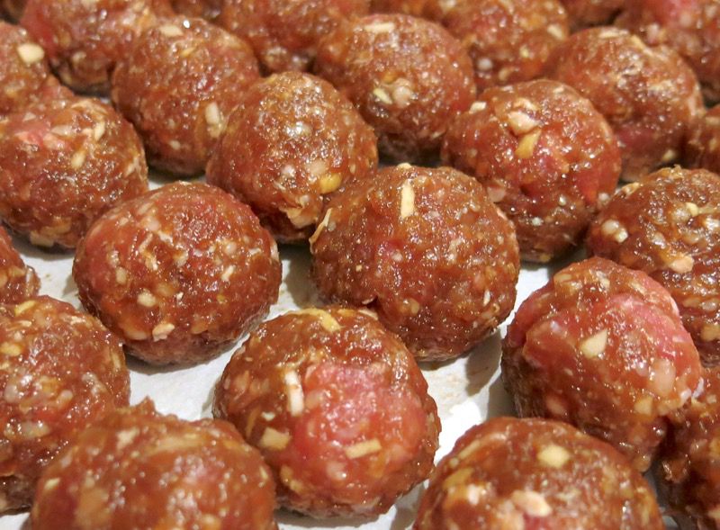 7 Asian Garlic Meatballs