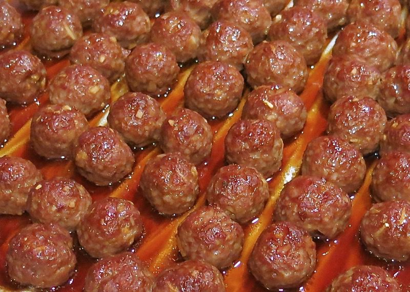 8 Asian Garlic Meatballs