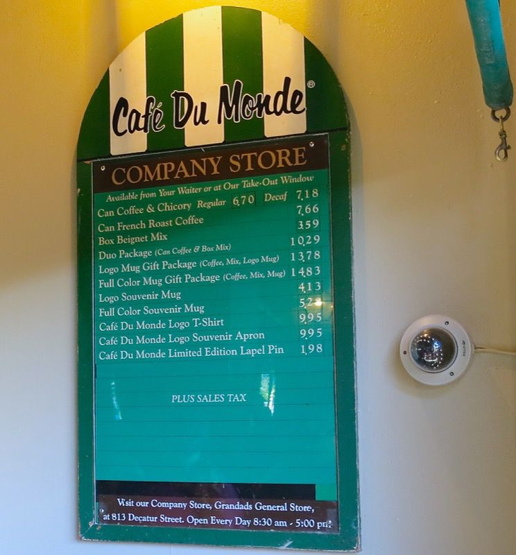 14 Cafe du Monde New Orleans