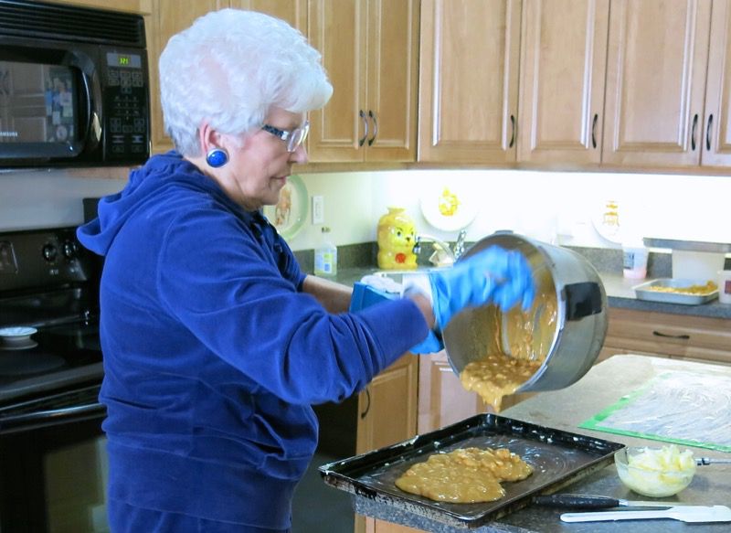 7a3 Homemade Peanut Brittle