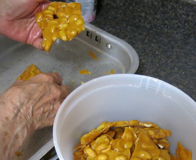 8a3 Homemade Peanut Brittle