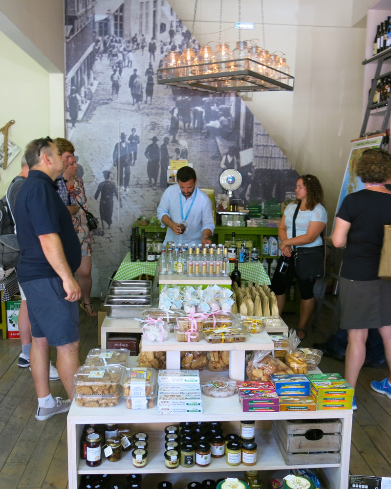 79 Athens Walking Tours Shop Stop