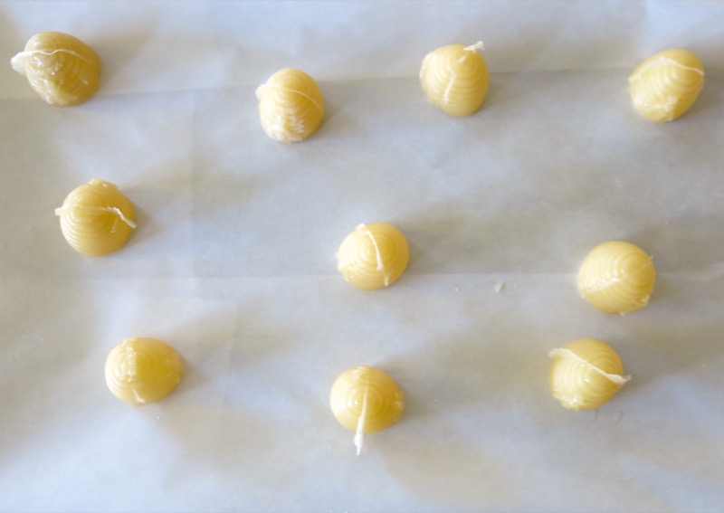 15 Trimming Ciasteczka Ule or Marzipan Beehive Shells