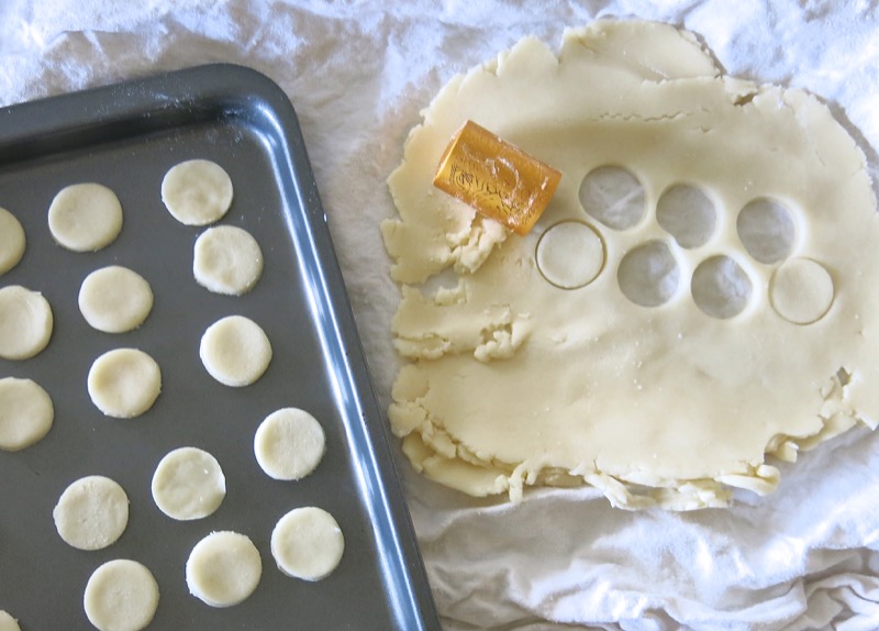 19a Shortbread Bottoms for Bottoms Marzipan Beehives