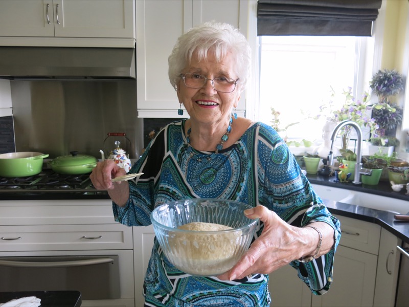 15 Helen McKinney Prairie Dinner Buns