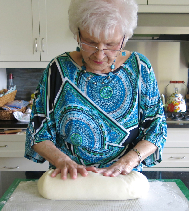 38 Helen McKinney Preparing Dough