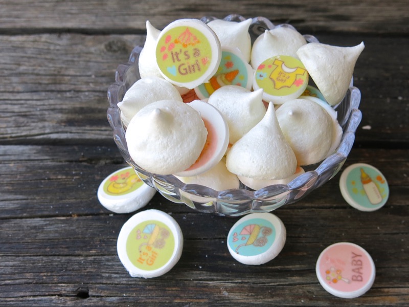 1 Meringues Kisses with SugarArt Stamps