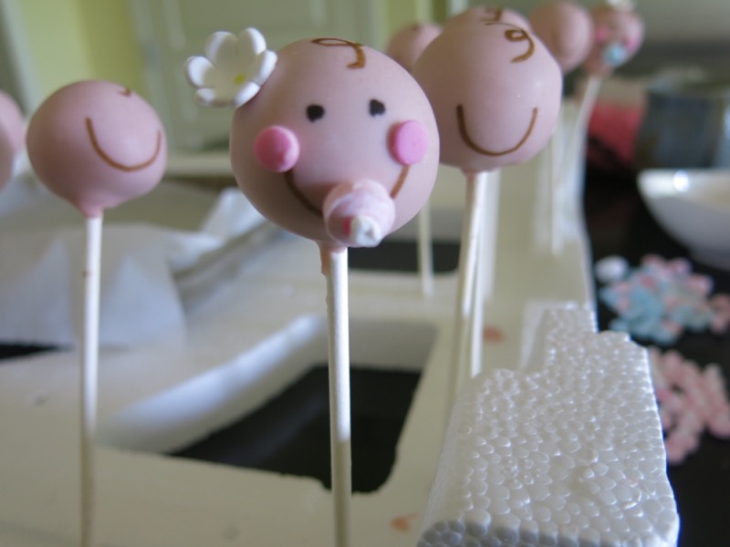 20 Decorating Babyface Cake Pops