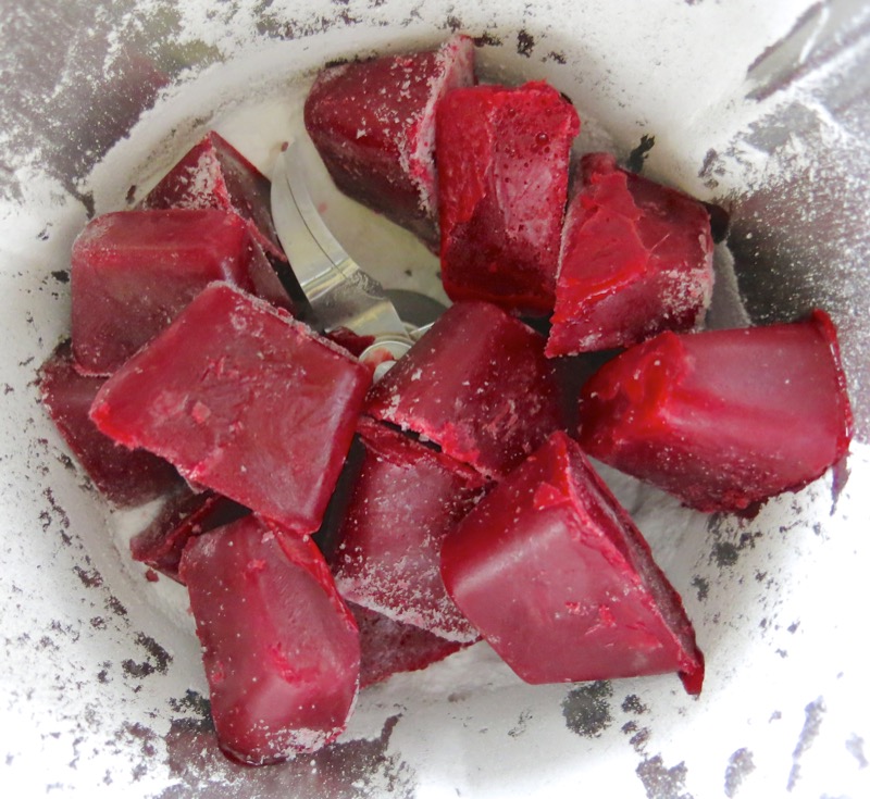 10 Seedless Raspberry Ice Cubes in TM bowl