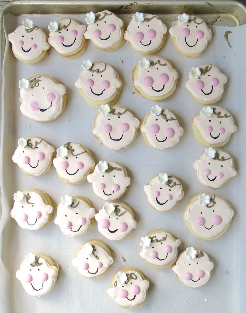 21 Decorated Babyface Sandwich Cookies