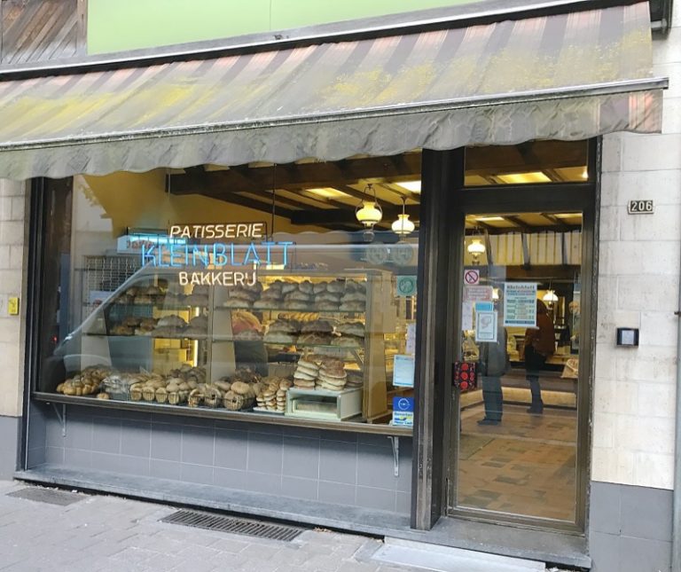 Flemish Food Kleinblatt's Bakery for Kosher Jewish in Antwerp
