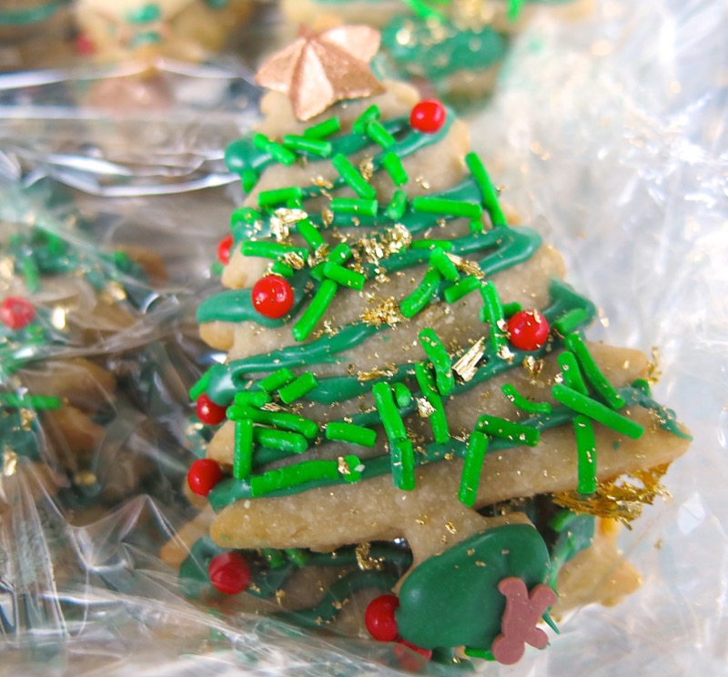 25-butter-cookie-christmas-trees-decorated-2016