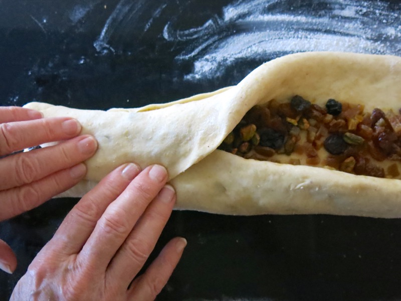 31-rolling-fruit-into-stollen-dough