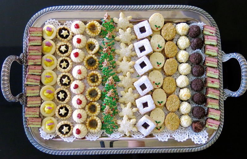 Christmas dishes canada cheap