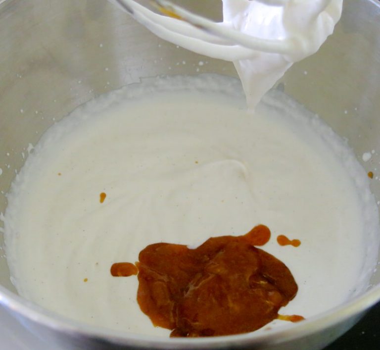 Cloudberry Whipped Cream aka Bakeapple Whipped Cream