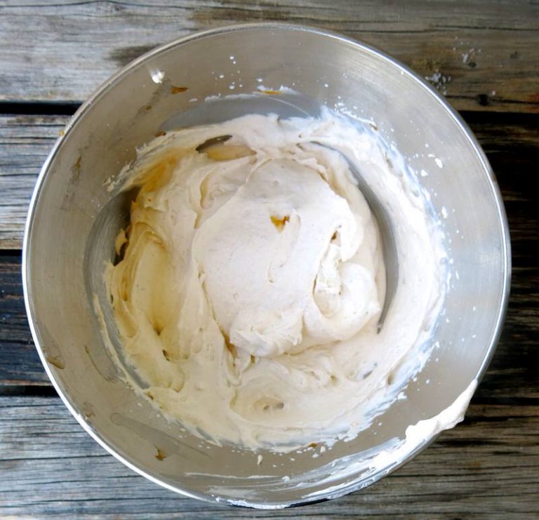 Cloudberry Whipped Cream aka Bakeapple Whipped Cream