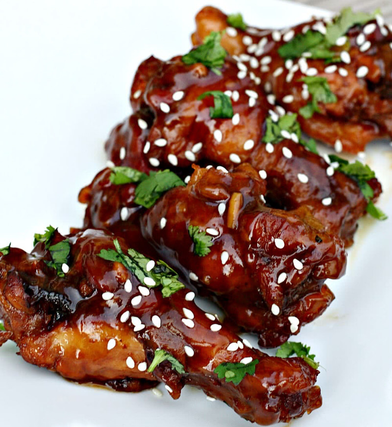 Sticky Sweet and Sour Chicken Wings made in the Thermomix Machine are super easy, so fragrant and irresistibly delicious! Takes 5 minutes of your time and in 30 minutes you have 750 grams of sticky wings! #thermomixchickenwings #thermomixsweetandsour #thermomixchicken
