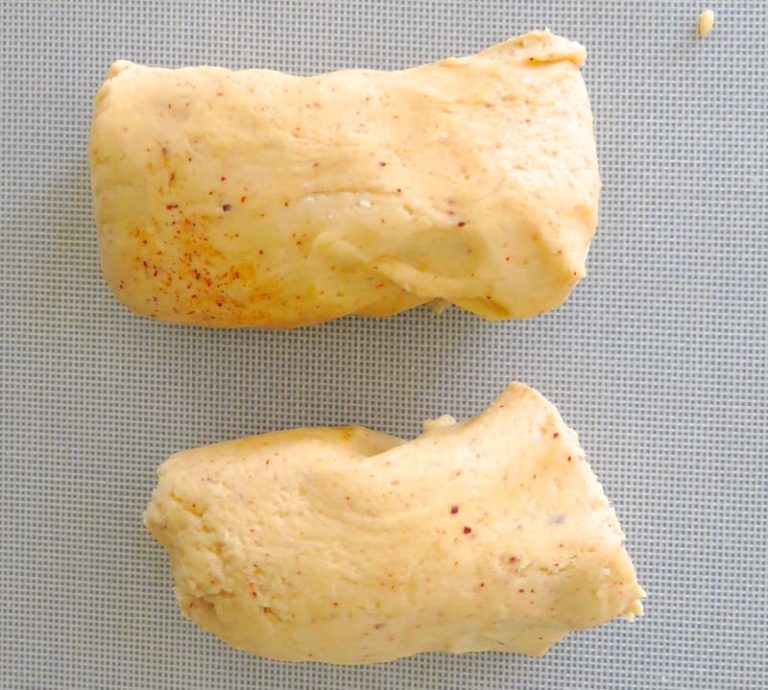 Gruyère Cheese Shortbread Crackers A Delicious Nippy Cheese Cracker